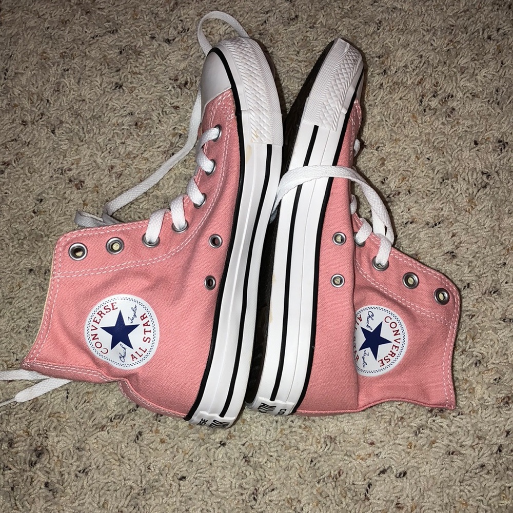 salmon/pink/peach high top converse